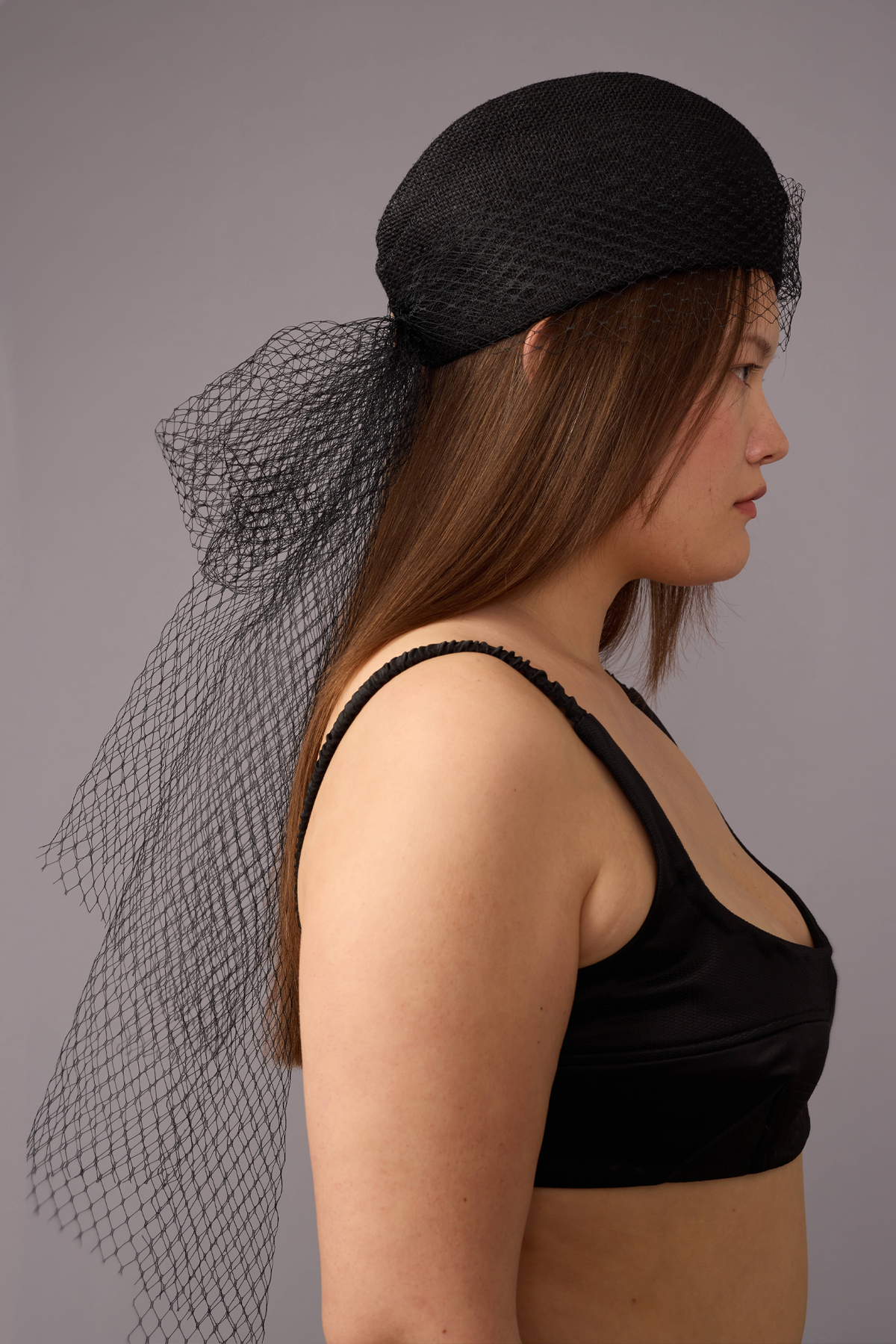 Madomorpho Veiled Crew Hat / Black | distal phalanx