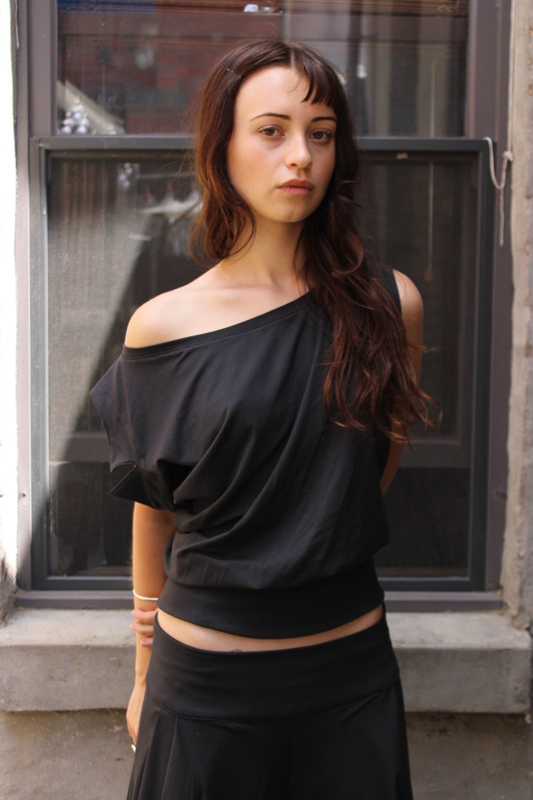 Vali Asymmetrical Top | distal phalanx