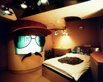 Love Hotels by Kyoichi Tsuzuki published by Baron | distal phalanx