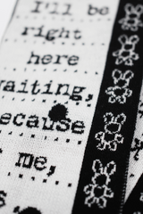 Graphic Scarf / Note [LAST ONE]