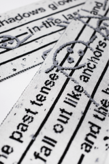 Graphic Scarf / Lyric [LAST ONE]