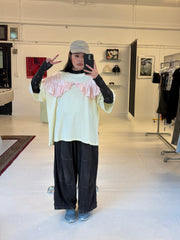 Ashley Williams Curtain T-Shirt / Pink | distal phalanx