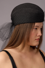 Veiled Crew Hat / Black