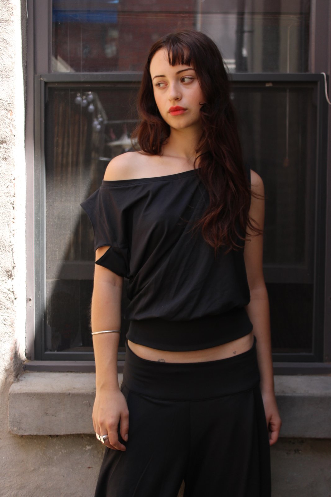 Vali Asymmetrical Top | distal phalanx