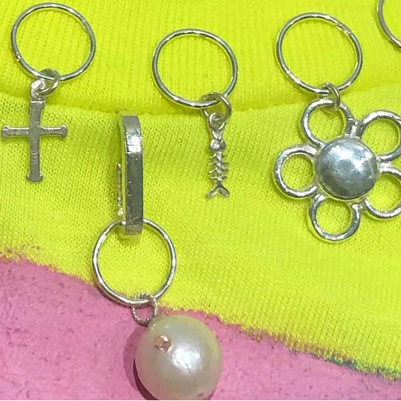 Flat Cross Earring / Silver