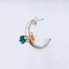 UNDERGROUND SUNDAE Earring Earring 1 - Gold Stud - distal phalanx